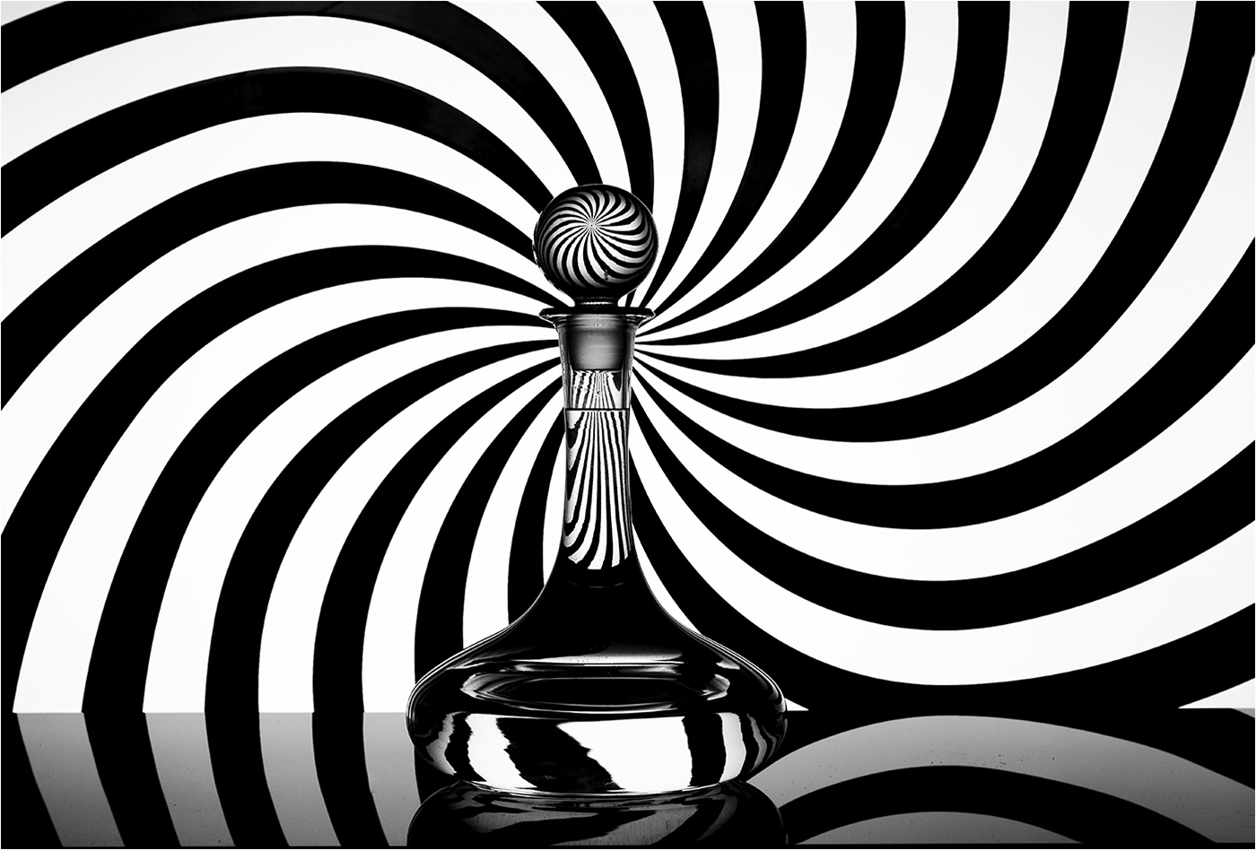 Twist in Black and White - by My Phuong Nguyen